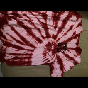 Happy hour maroon tee